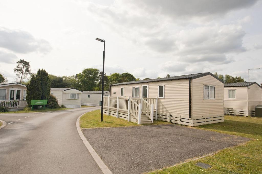 Luxury Holiday Retreat Set Within Oakdene Forest - Park Activities Pass Included Free! Saint Leonards Экстерьер фото